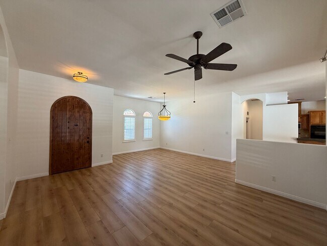 Building Photo - 4309 Scribner Way