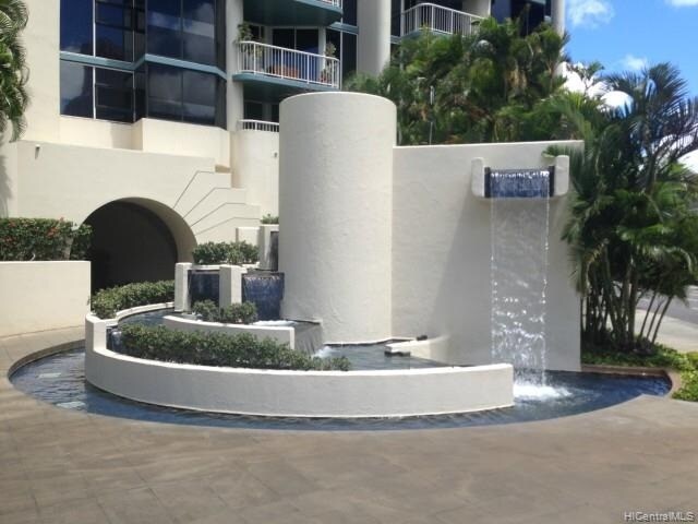 Building Photo - 1212 Nuuanu Ave