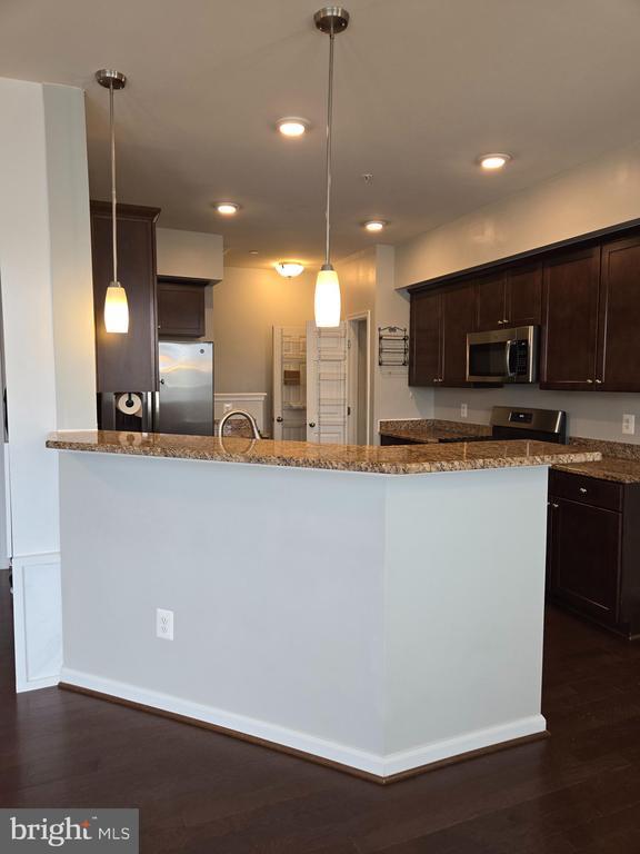 Building Photo - 5837 Bella Marie Wy