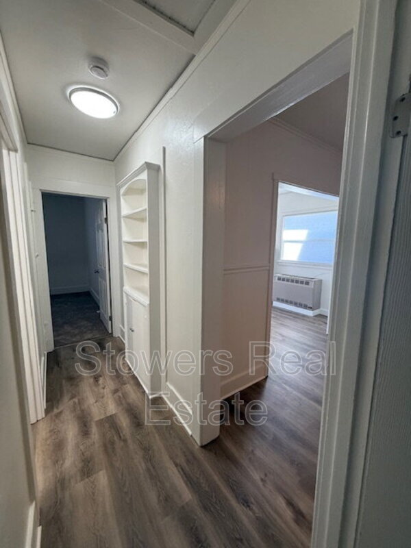 Building Photo - 435 W Merle Ct