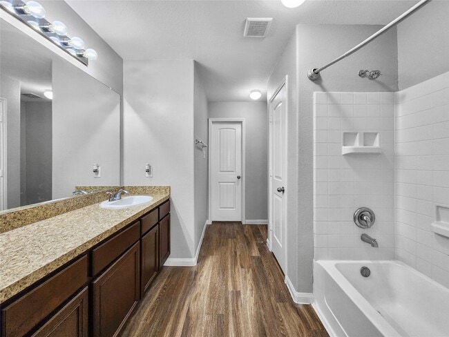 Building Photo - 10311 Urban Oak Trl
