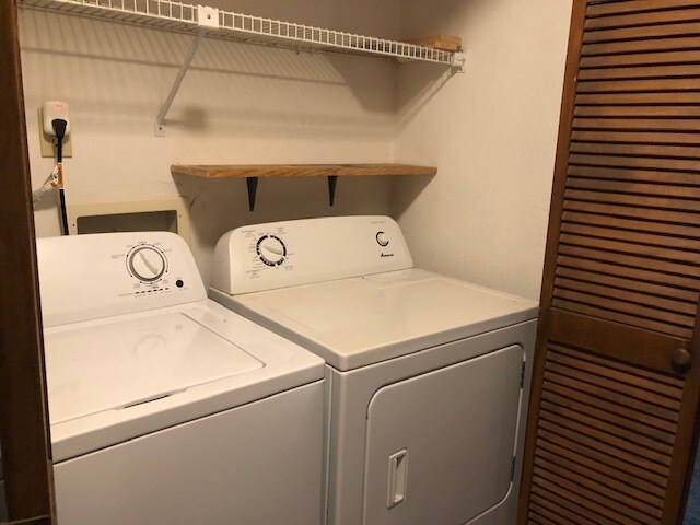 Upstairs Laundry - 16 Lakewood Park