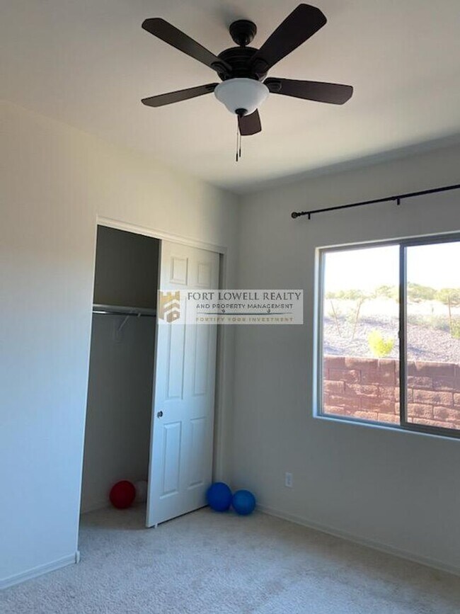 Building Photo - Luxury Living in Oro Valley $2750.