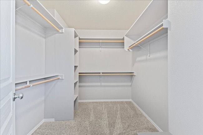 Building Photo - Centrally Located 3 Bedroom 2.5 Bathroom Home