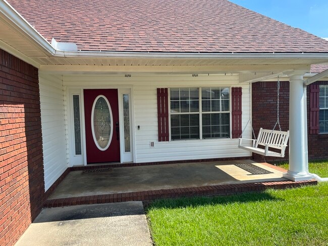 Building Photo - 206 Legacy Dr