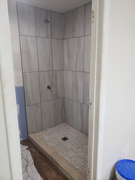 New Bath being finished - 102 Spring St