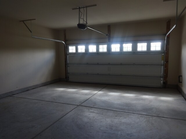 Building Photo - 308 Nuttall Dr