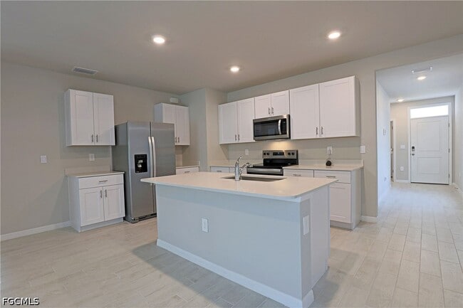 Building Photo - 1156 Brooklands Dr