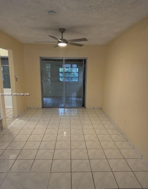 Building Photo - 10565 SW 156th Ln
