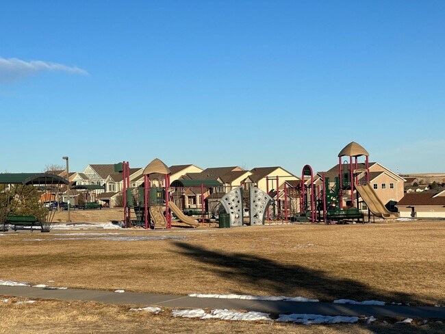 Building Photo - Spacious 3 bedroom townhome near Peterson ...
