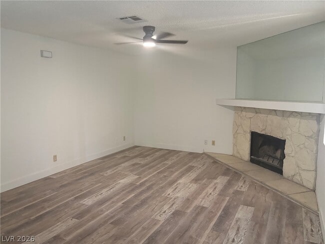 Building Photo - 7936 Decker Canyon Dr