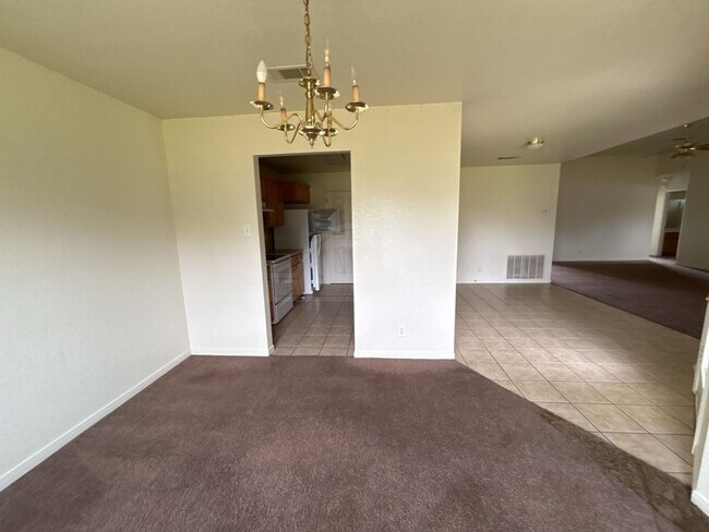 Building Photo - 5001 Morning Star Ln