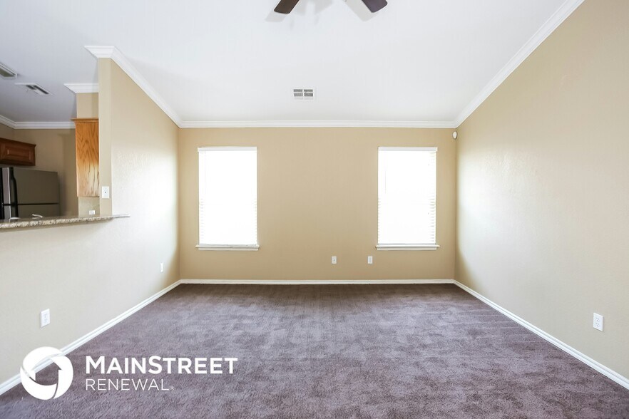 Building Photo - 10633 NW 34th St