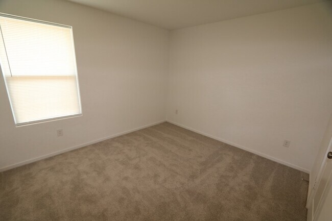 Building Photo - 6827 Lantana Leaf Ln