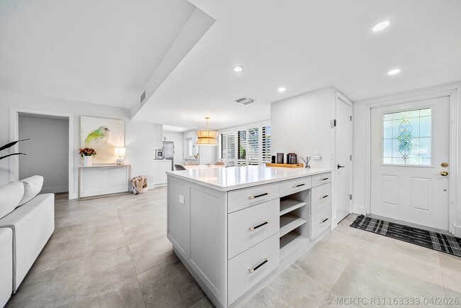 Building Photo - 4116 N Quail Ridge Dr