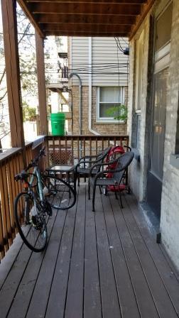 Building Photo - 1516 W Addison St