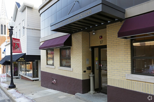 Building Photo - The Lofts on Second Street