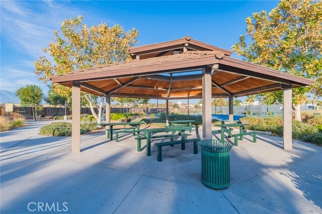 Building Photo - 6248 Desales St