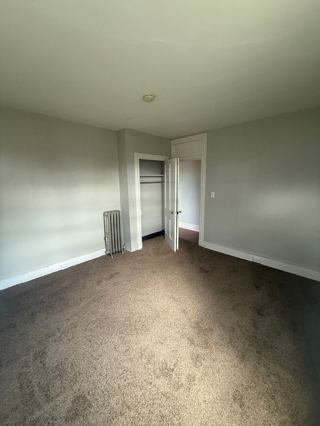 Building Photo - 51 E Antietam St