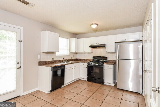 Building Photo - 2777 Ward Lake Ln