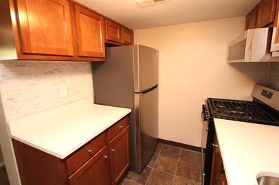 Interior Photo - BRIARWOOD GARDEN -- 306