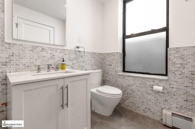 Building Photo - 2 bedroom in Brooklyn NY 11201