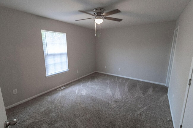 Building Photo - 5812 Canaveral Dr