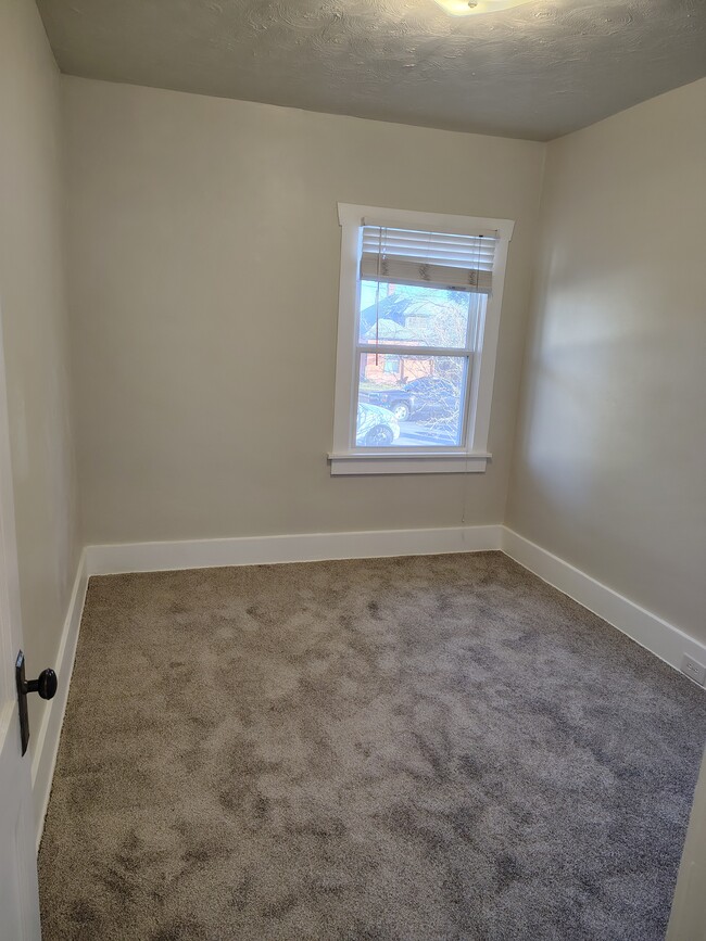 Building Photo - 3855 Julian St