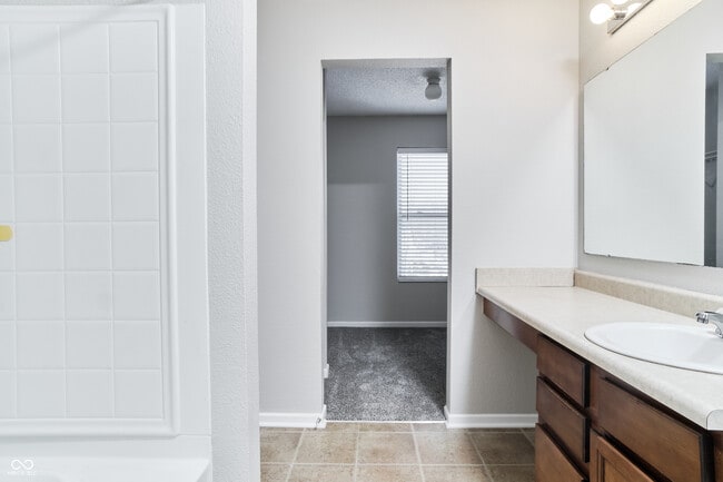 Building Photo - 14169 Clapboard Dr