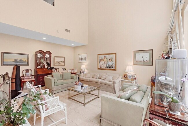 Building Photo - 10125 Valley Forge Dr