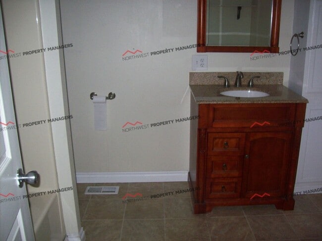 Building Photo - STATUS: *AVAILABLE*   | R163A | $1795
