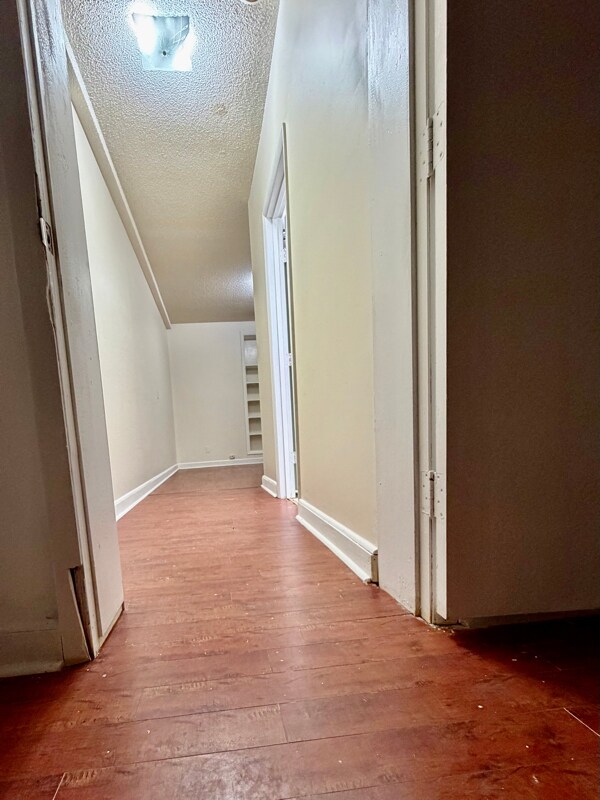 Building Photo - 3400 Betty Ln