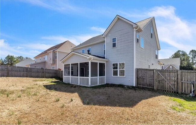 Building Photo - 908 Liberty Ln