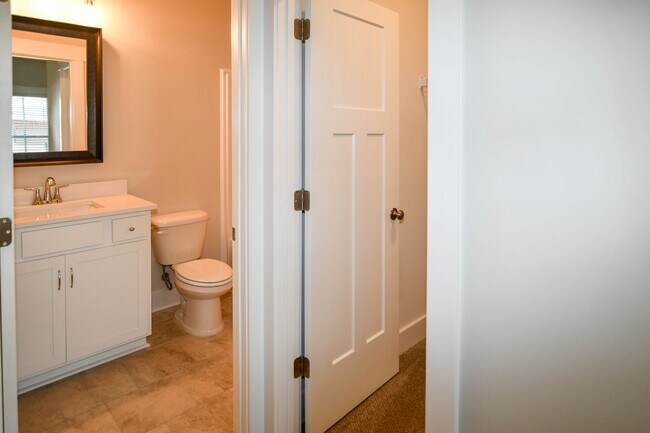 Building Photo - 148 Rosemary Ayers Dr