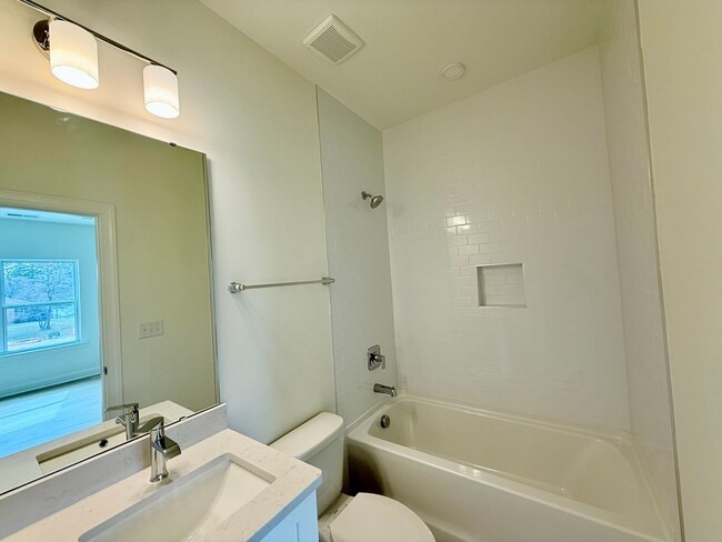 Building Photo - 5403 Toano Rd