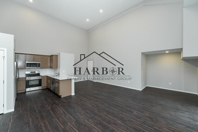 Building Photo - Brand NEW Caroline Apartments -Premier Uni...