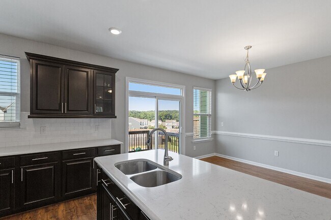 Building Photo - Spacious 4 Bedroom Townhome in Wake Forest!