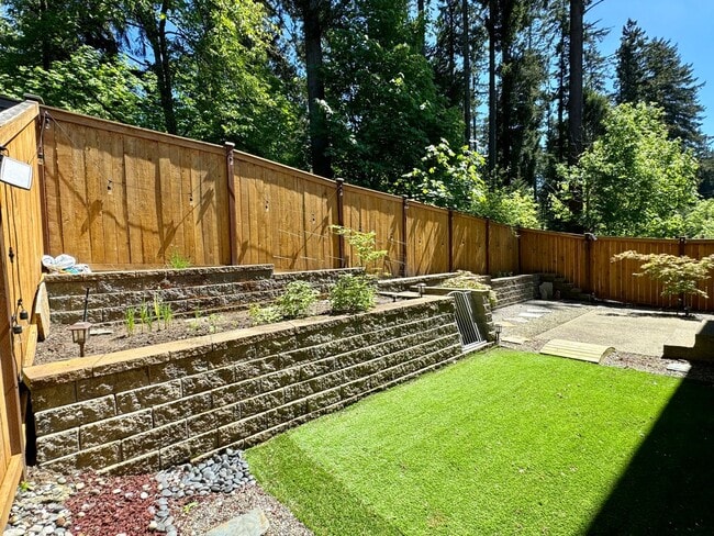 Building Photo - Charming 3-Bedroom Home in DuPont, WA