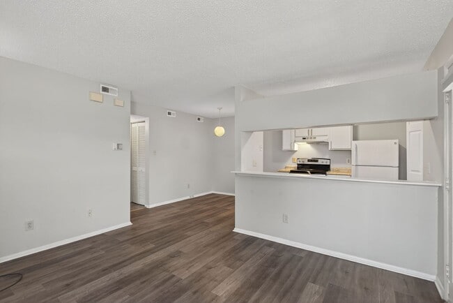 Building Photo - Call Sabrina Thomas Office at 757-767-0767...