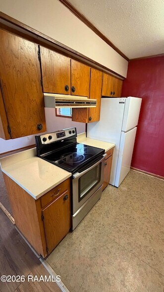 Building Photo - 715 Harding St