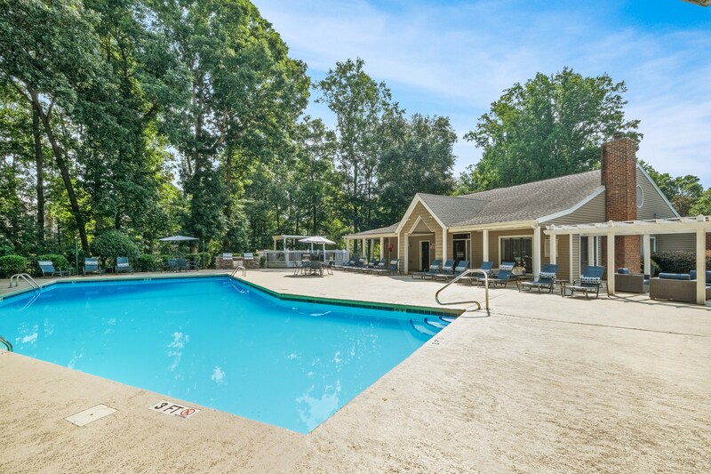 Southpark Commons Apartment Homes 4401 Hampton Ridge Dr Charlotte NC