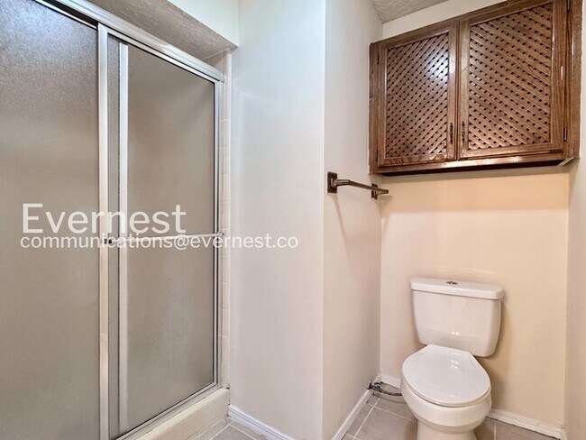 Building Photo - Spacious 4 Bed, 2 Bath Home with Fenced Yard and Two-Car Garage | Pet friendly | Available Now!
