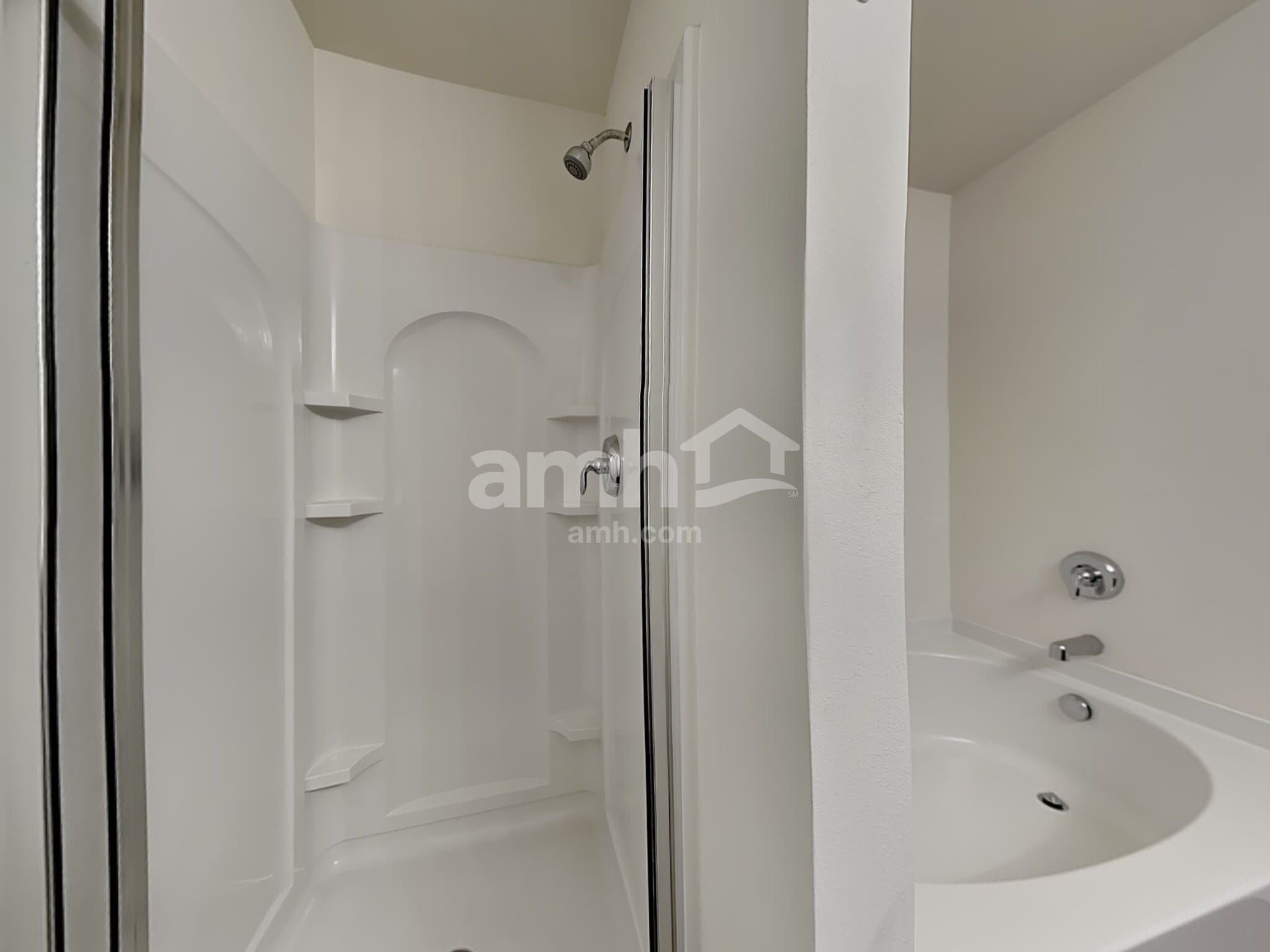 Building Photo - 5888 Odenton Ln