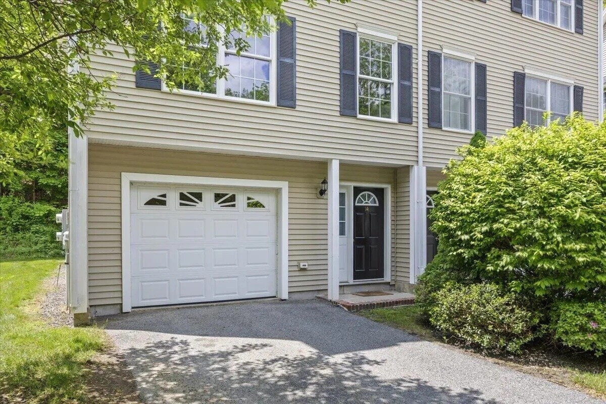 Building Photo - 14 Woodside Dr