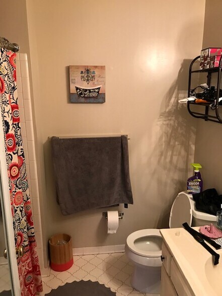 Building Photo - 4410 Washington Blvd