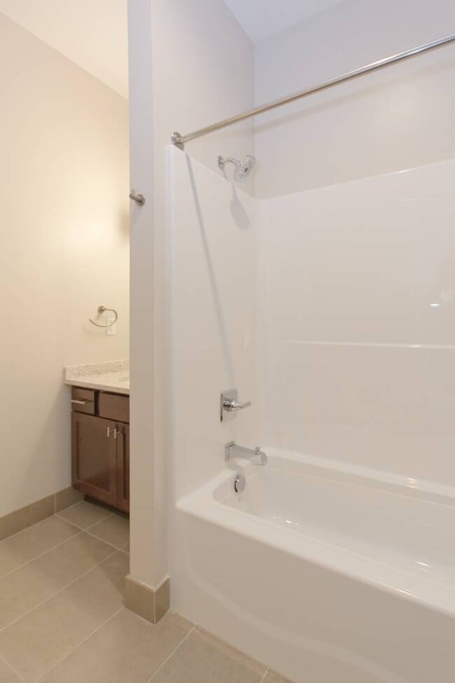 Building Photo - 101 Nott Terrace