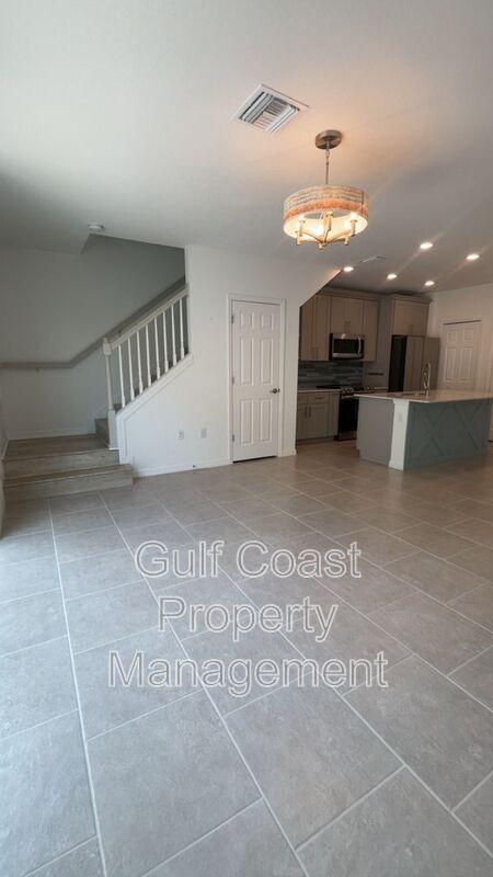 Building Photo - 14195 Oviedo Pl