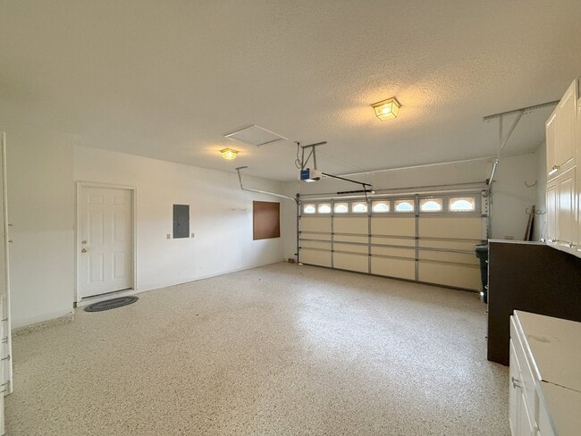 Building Photo - 15047 Ashmont Blvd SE