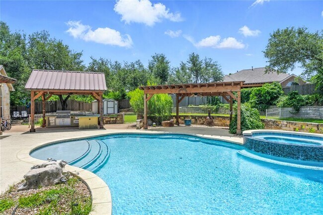 Building Photo - 208 Raindance Cove