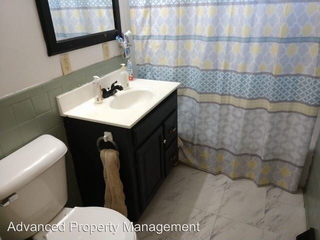 Building Photo - 5 br, 2 bath House - 1944 Hayes Drive